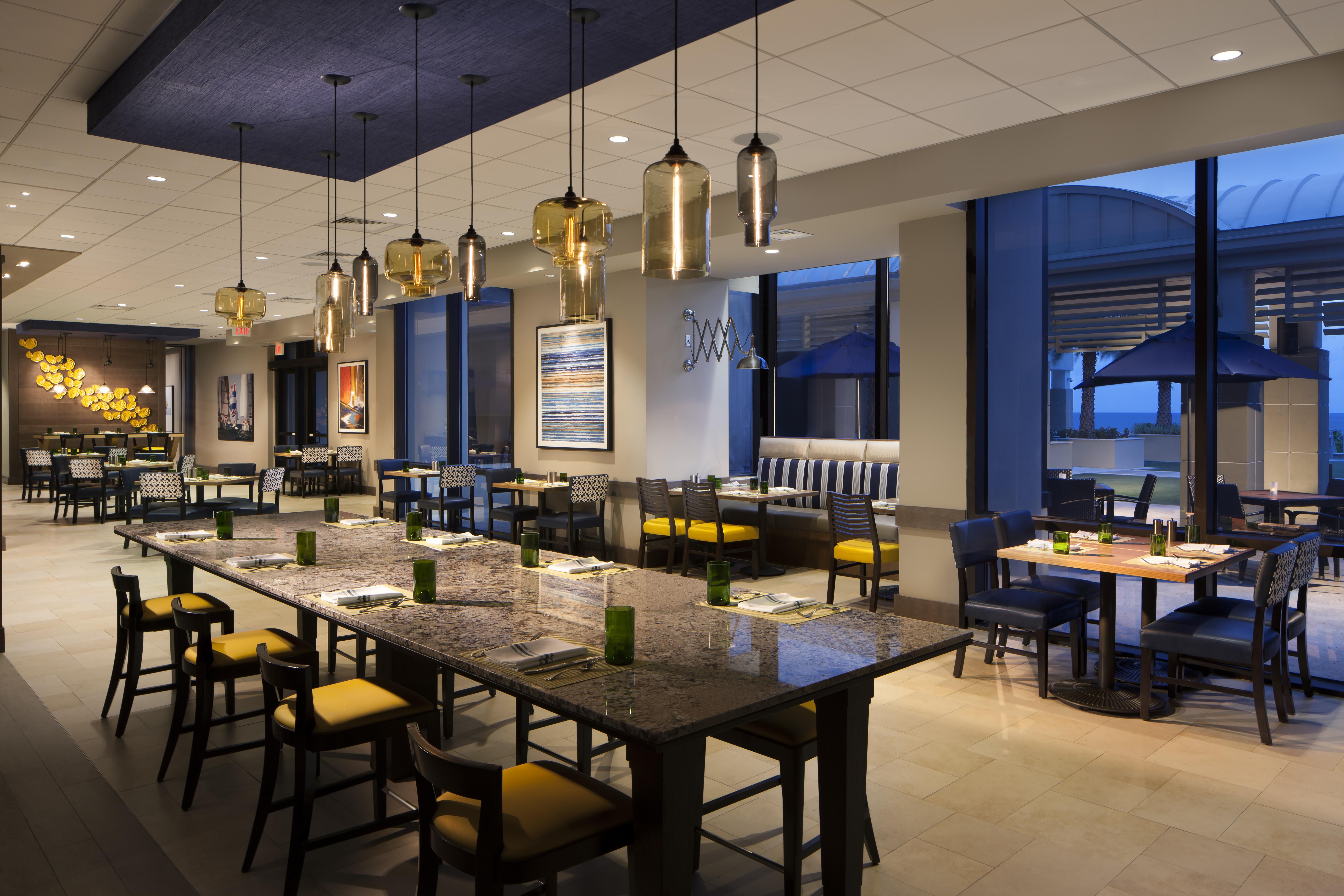 Fort Lauderdale Marriott Harbor Beach Resort & Spa Exterior photo