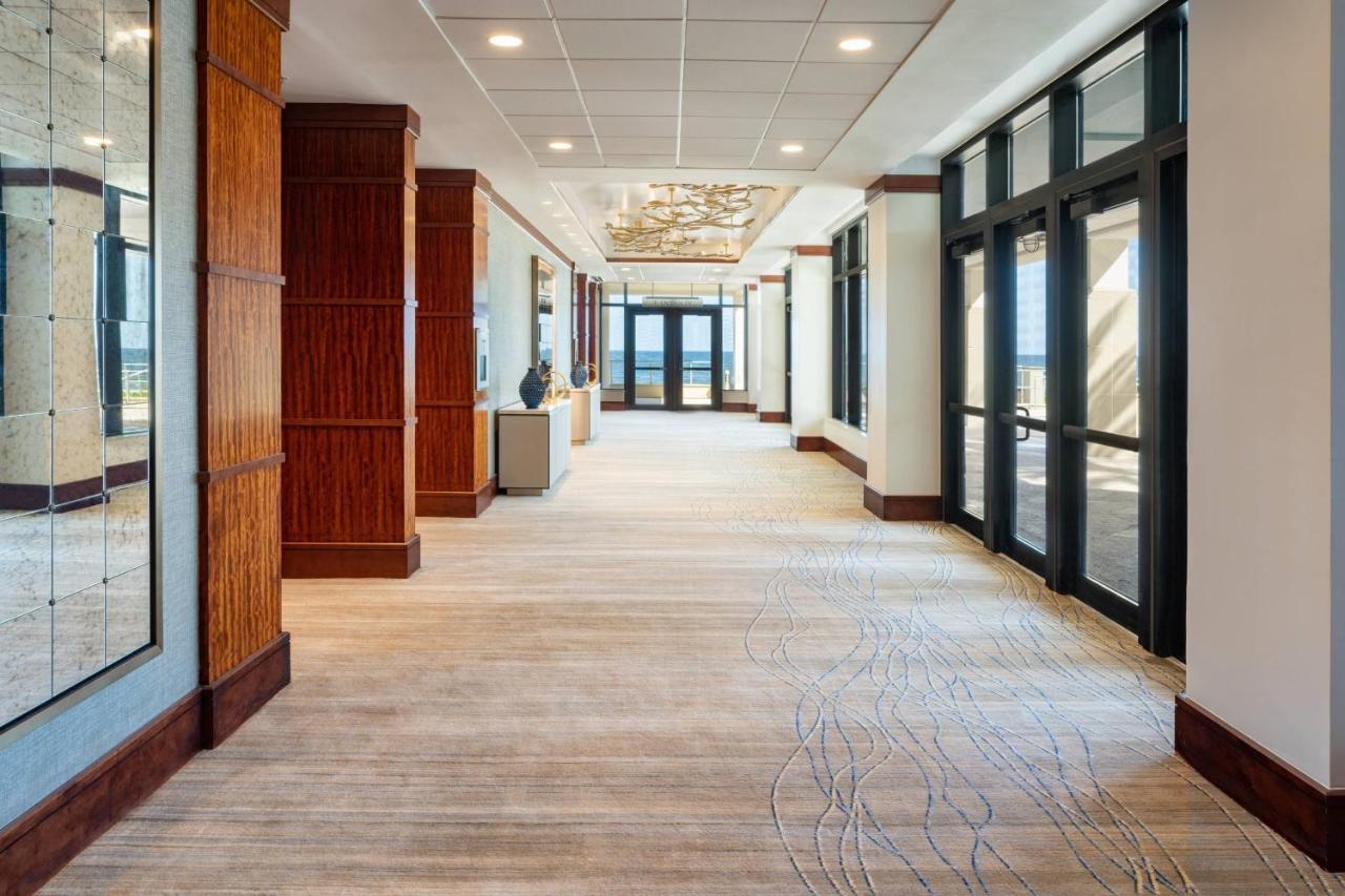 Fort Lauderdale Marriott Harbor Beach Resort & Spa Exterior photo